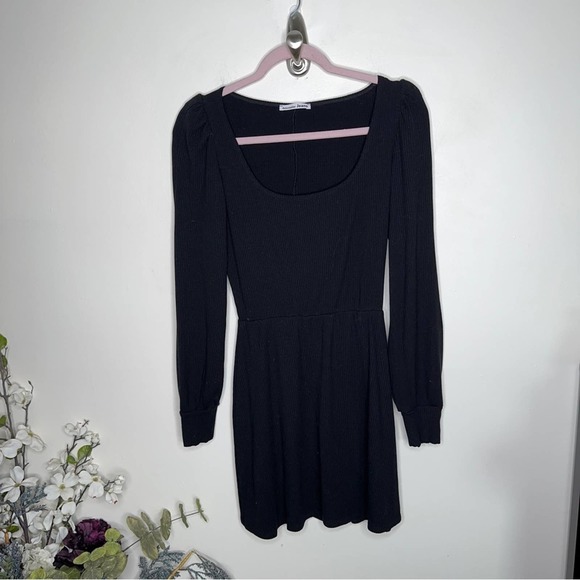 REFORMATION Black Ribbed Linah Dress {3E2} - Picture 2 of 5
